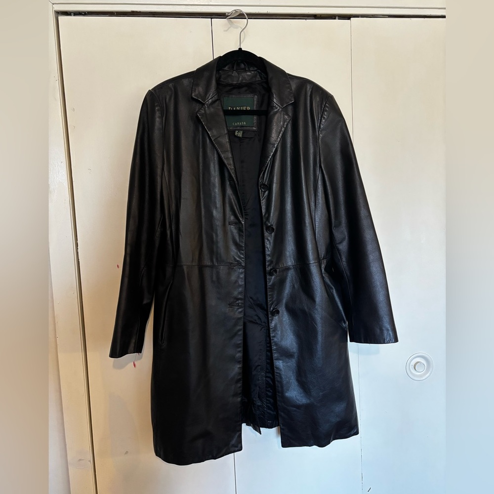 Gorgeous danier leather jacket size L